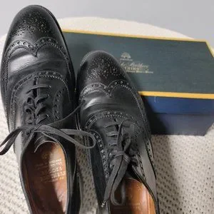 Brooks Brothers Men\'s Black Wingtip Oxfords 8 1/2 D Brooks Brothers Men main image 2